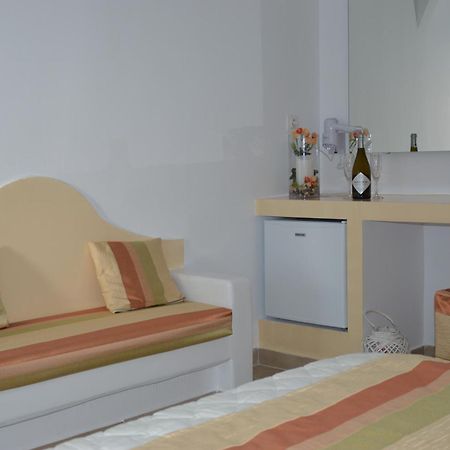 Pantheon Hotel Agios Georgios  Ngoại thất bức ảnh