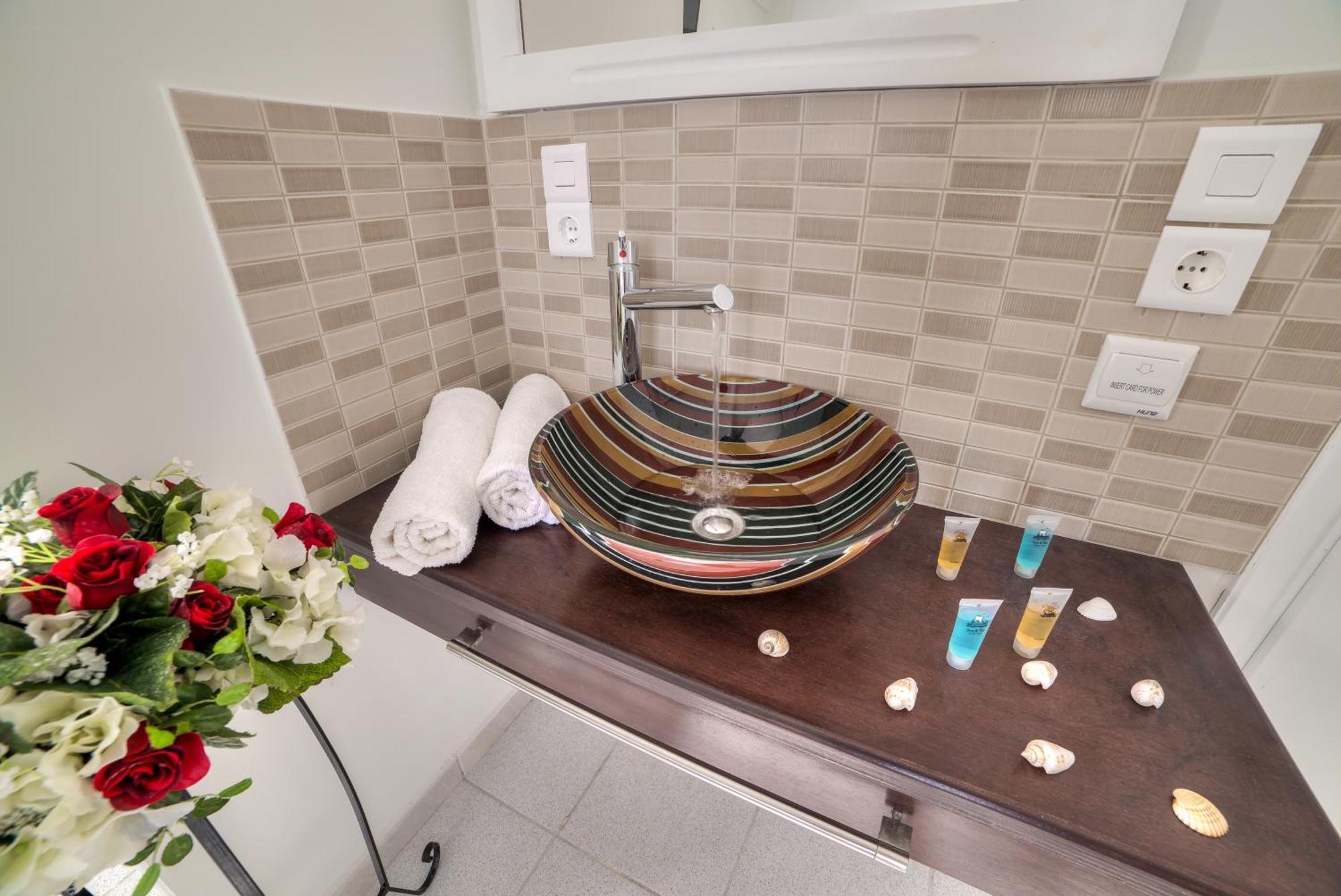 Pantheon Hotel Agios Georgios  Phòng bức ảnh
